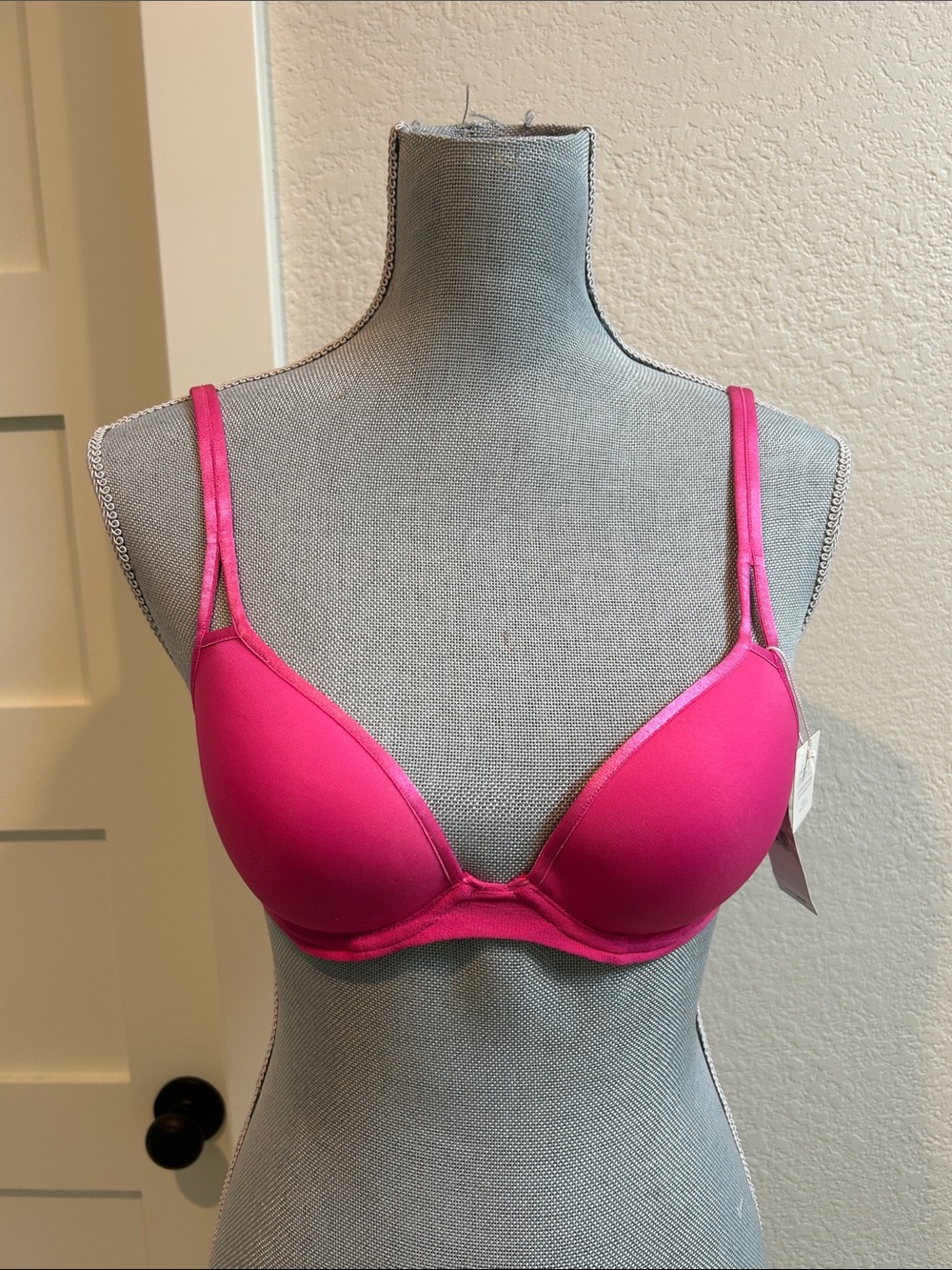On Gossamer Hot Pink Smooth T-Shirt Bra